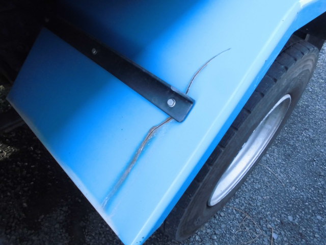 4Tパッカー車8.5立米プレス式塵芥車押出式連続動作|中古トラックの販売・買取・査定のアイナビ