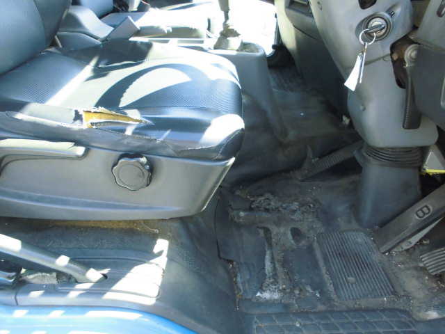 4Tパッカー車8.5立米プレス式塵芥車押出式連続動作|中古トラックの販売・買取・査定のアイナビ