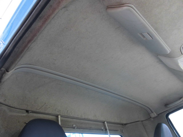 4Tパッカー車8.5立米プレス式塵芥車押出式連続動作|中古トラックの販売・買取・査定のアイナビ