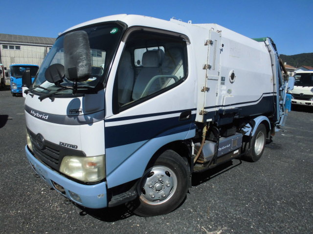 2Tパッカー車 プレス式 押出式 AT オートマ 連続動作|中古トラックの販売・買取・査定のアイナビ