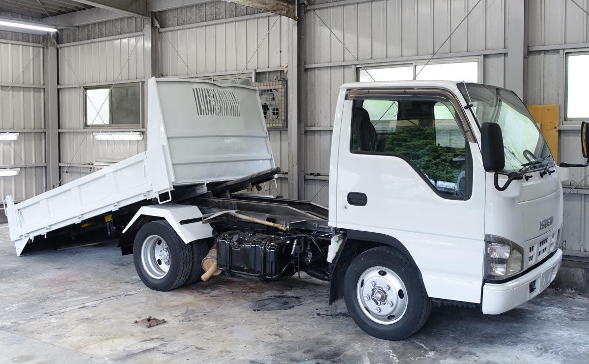 積載3t ローダーダンプ|中古トラックの販売・買取・査定のアイナビ