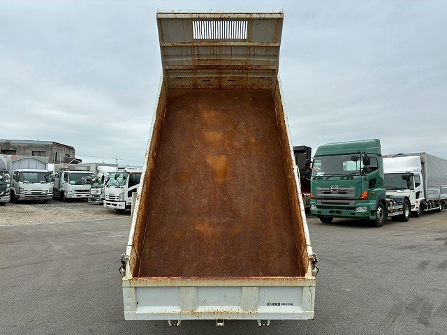 新明和工業フルフラットロー全低床150馬力6速MT3t6t|中古トラックの販売・買取・査定のアイナビ