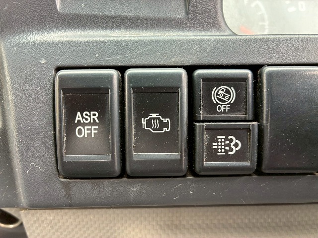 新明和工業フルフラットロー全低床150馬力6速MT3t6t|中古トラックの販売・買取・査定のアイナビ