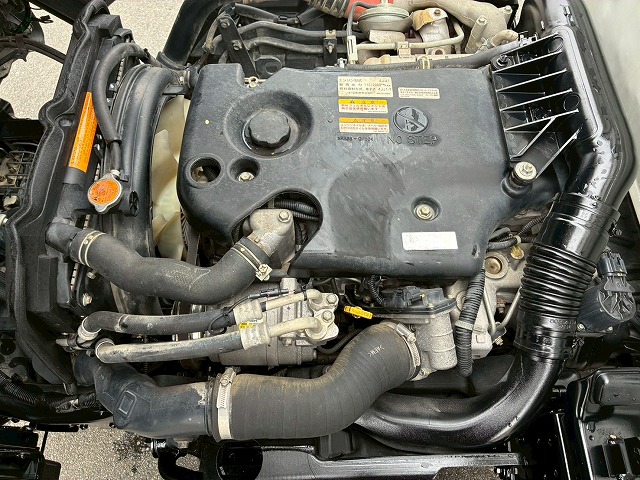 新明和工業フルフラットロー全低床150馬力6速MT3t6t|中古トラックの販売・買取・査定のアイナビ