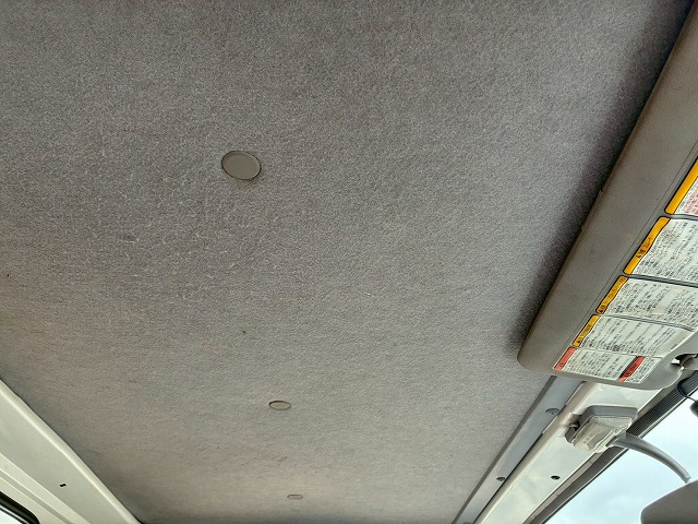 新明和工業フルフラットロー全低床150馬力6速MT3t6t|中古トラックの販売・買取・査定のアイナビ