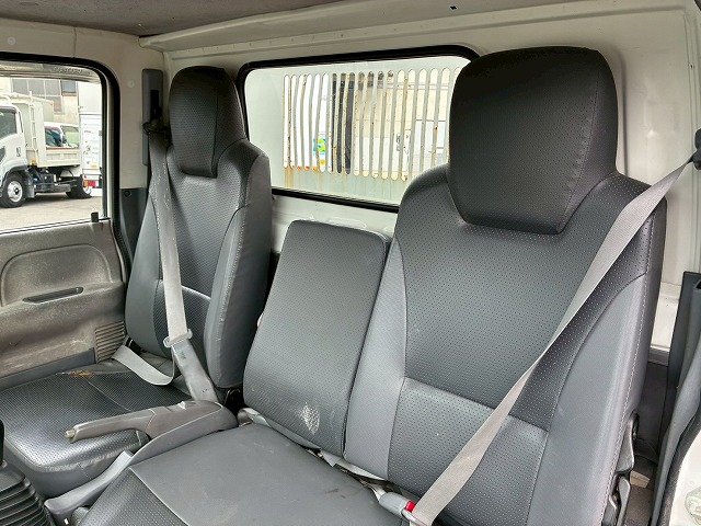 新明和工業フルフラットロー全低床150馬力6速MT3t6t|中古トラックの販売・買取・査定のアイナビ