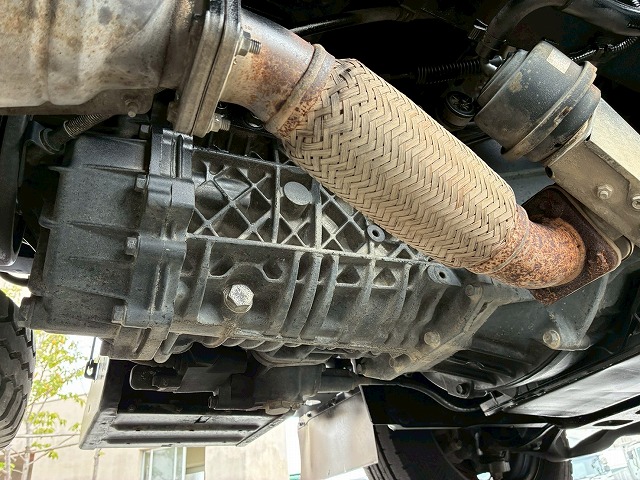 新明和工業フルフラットロー全低床150馬力6速MT3t6t|中古トラックの販売・買取・査定のアイナビ