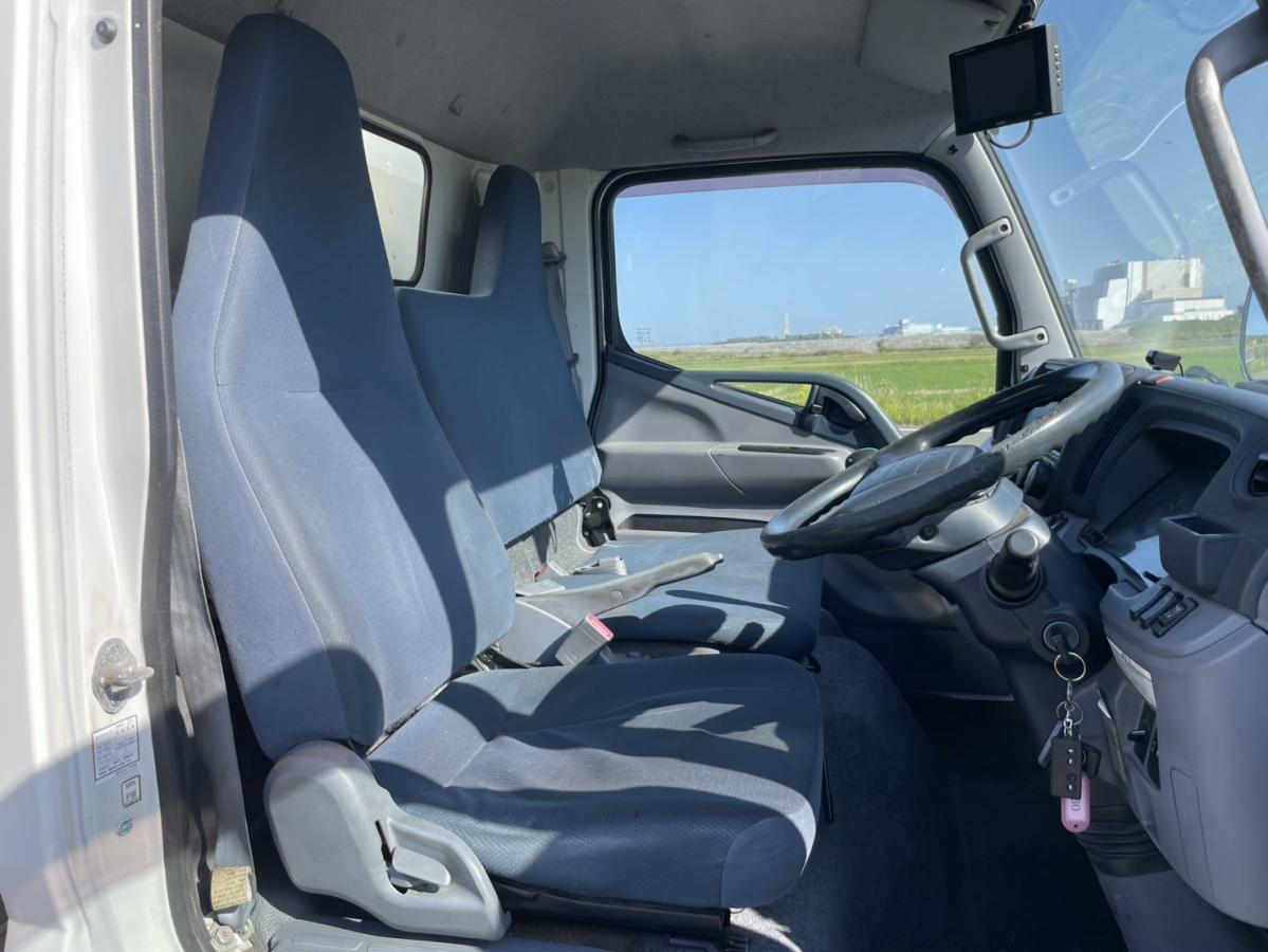 平成26年キャンターアルミバン車検付R8.5月マニュアル5速|中古トラックの販売・買取・査定のアイナビ