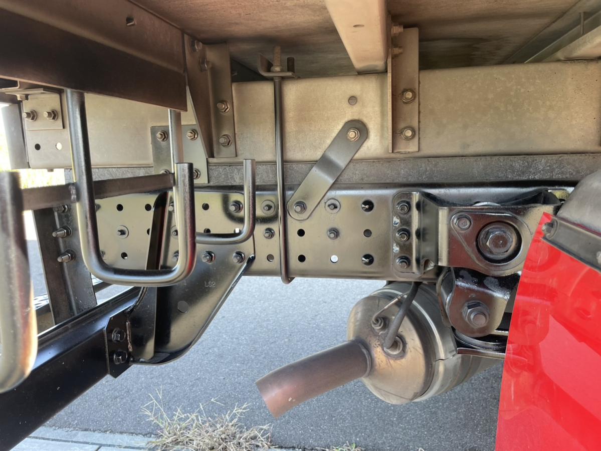 平成26年キャンターアルミバン車検付R8.5月マニュアル5速|中古トラックの販売・買取・査定のアイナビ