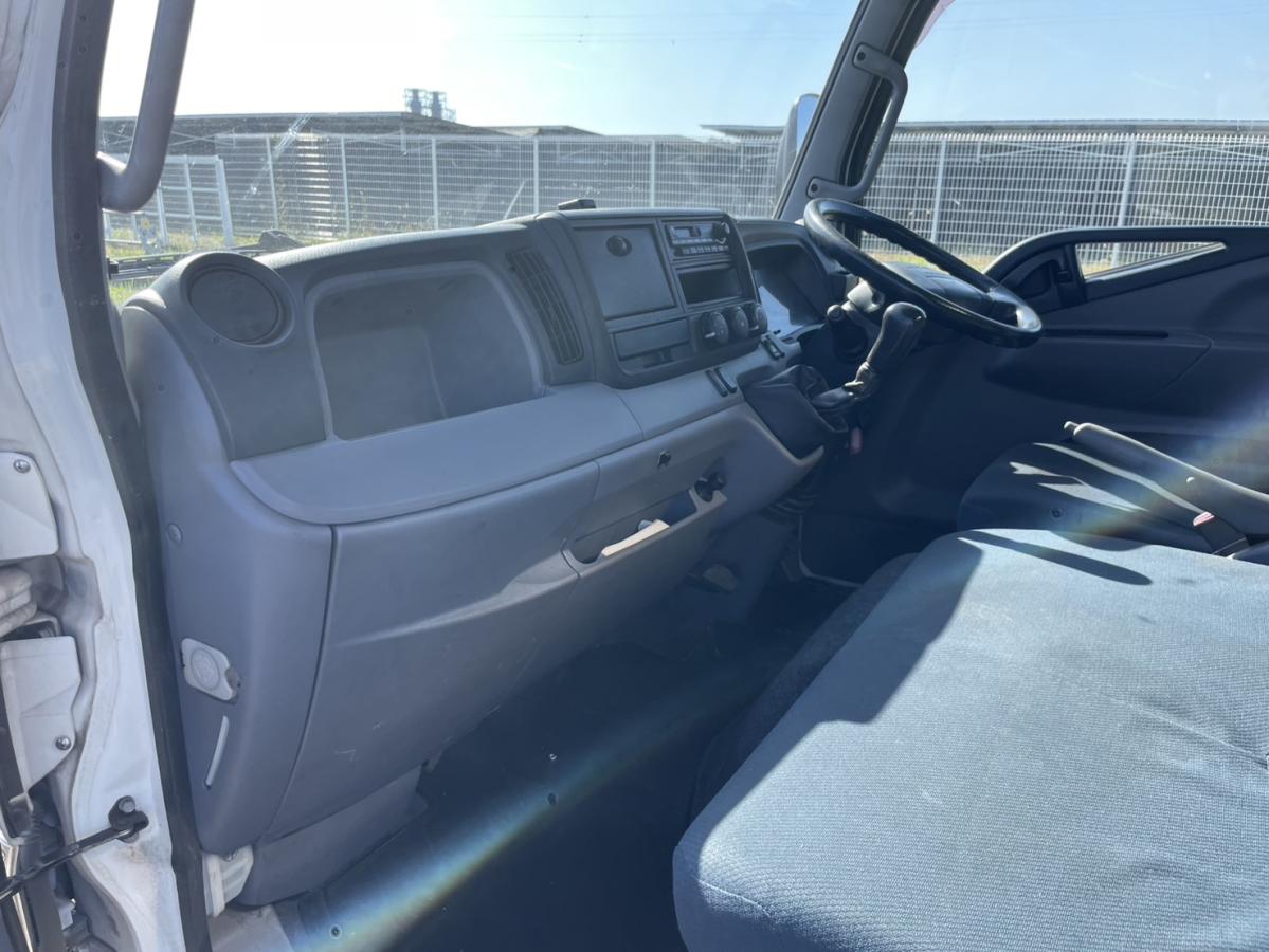 平成26年キャンターアルミバン車検付R8.5月マニュアル5速|中古トラックの販売・買取・査定のアイナビ