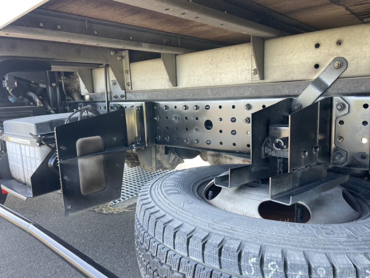 平成26年キャンターアルミバン車検付R8.5月マニュアル5速|中古トラックの販売・買取・査定のアイナビ