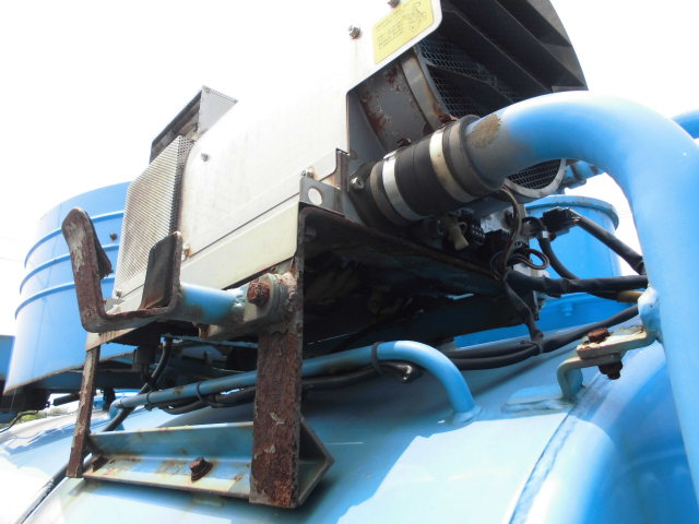 3000L バキュームカー 3T 衛生車 清掃車 糞尿車 モリタ|中古トラックの販売・買取・査定のアイナビ