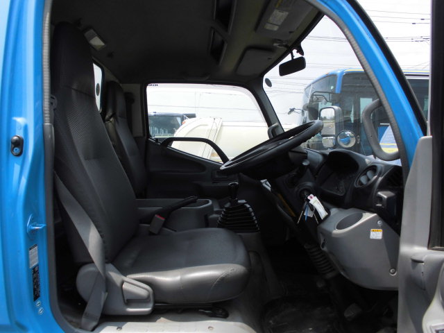 3000L バキュームカー 3T 衛生車 清掃車 糞尿車 モリタ|中古トラックの販売・買取・査定のアイナビ