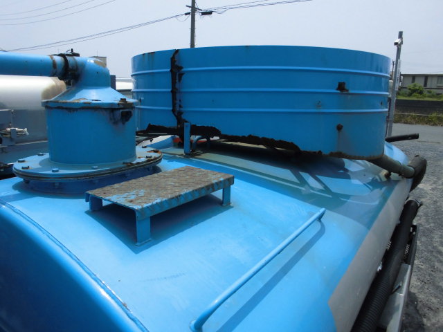 3000L バキュームカー 3T 衛生車 清掃車 糞尿車 モリタ|中古トラックの販売・買取・査定のアイナビ