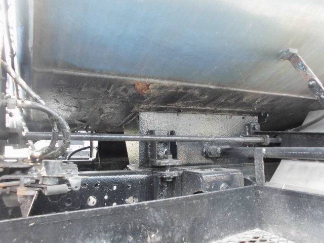 3000L バキュームカー 3T 衛生車 清掃車 糞尿車 モリタ|中古トラックの販売・買取・査定のアイナビ