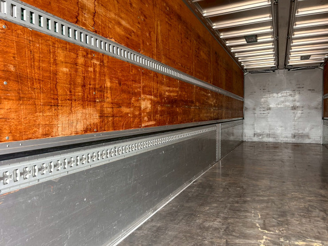 【エンジン好調×即納可能×エアサス】UD/クオン|中古トラックの販売・買取・査定のアイナビ