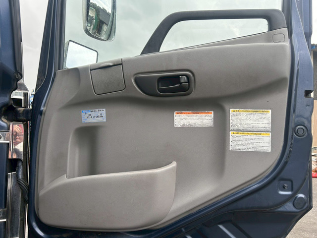 【エンジン好調×即納可能×エアサス】UD/クオン|中古トラックの販売・買取・査定のアイナビ