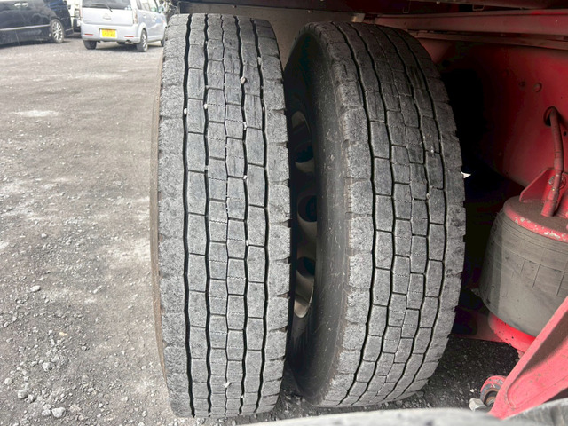 【エンジン好調×即納可能×エアサス】UD/クオン|中古トラックの販売・買取・査定のアイナビ