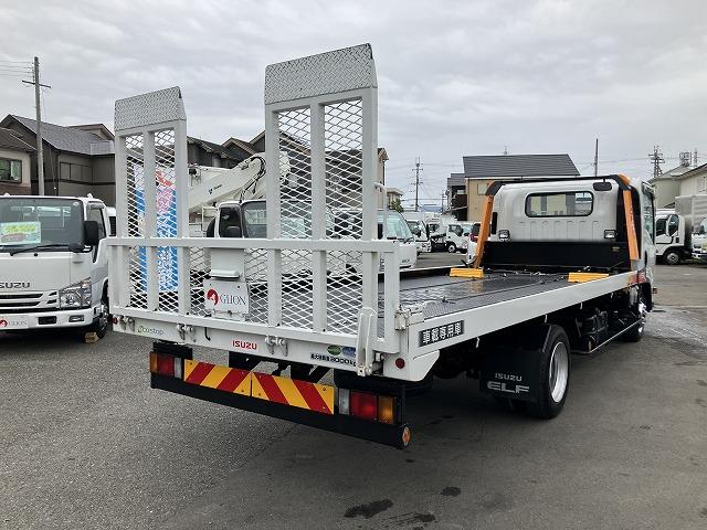 いすゞ 特殊車両|中古トラックの販売・買取・査定のアイナビ