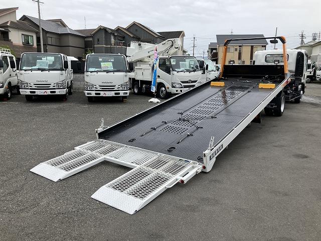 いすゞ 特殊車両|中古トラックの販売・買取・査定のアイナビ