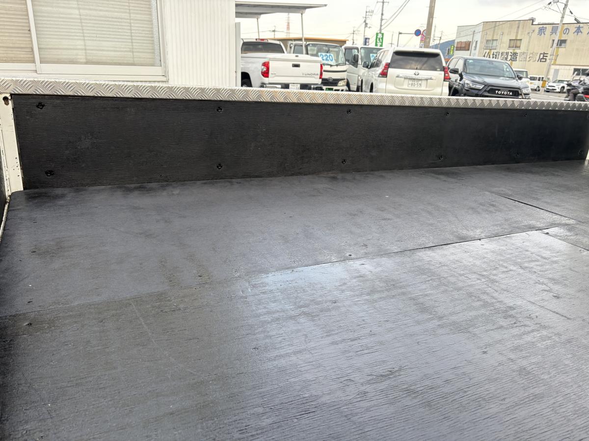 H22 トヨエース Wキャブロング|中古トラックの販売・買取・査定のアイナビ