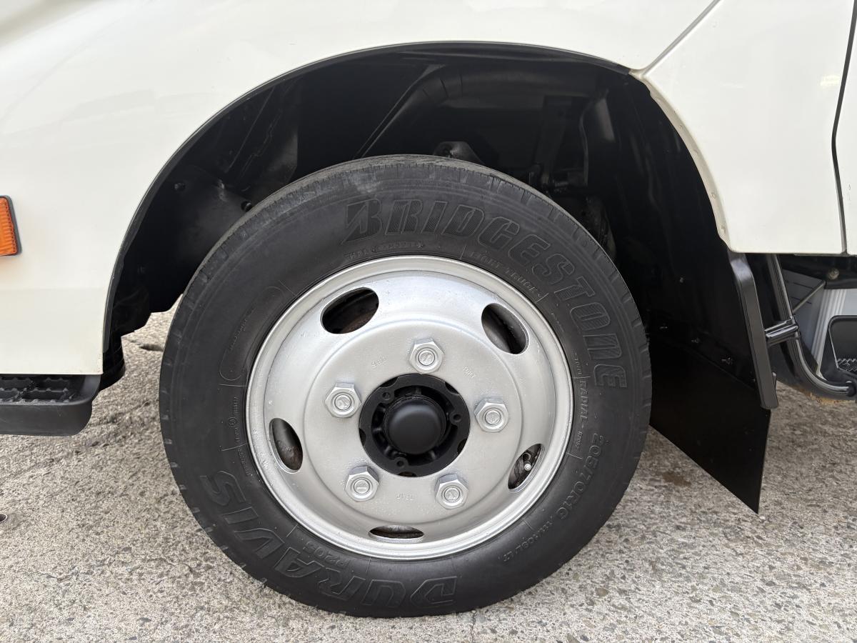 H22 トヨエース Wキャブロング|中古トラックの販売・買取・査定のアイナビ