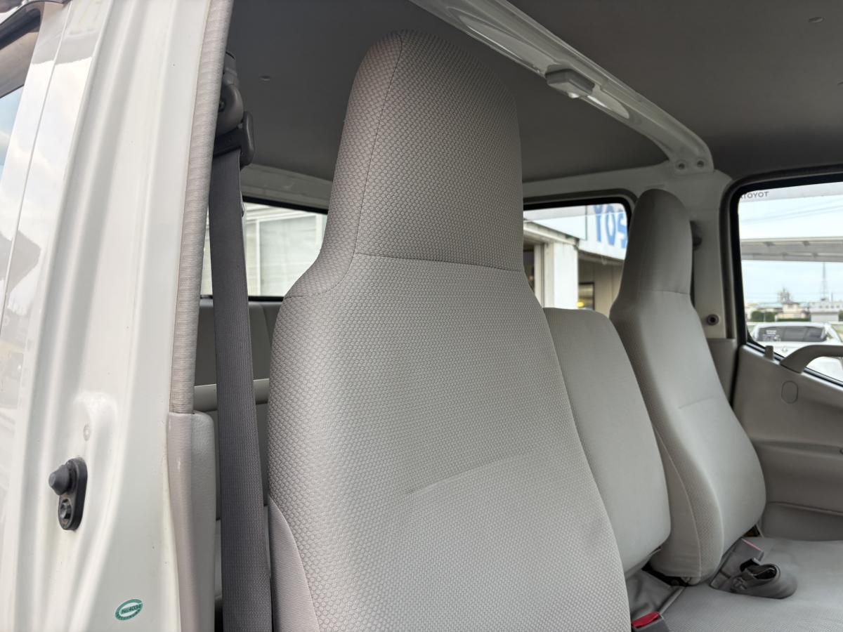 H22 トヨエース Wキャブロング|中古トラックの販売・買取・査定のアイナビ