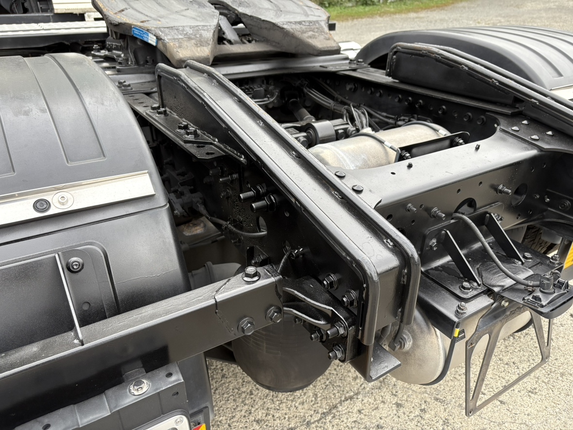 H31年式、プロフィア、ハイグレード、トラクタ、車検付き|中古トラックの販売・買取・査定のアイナビ