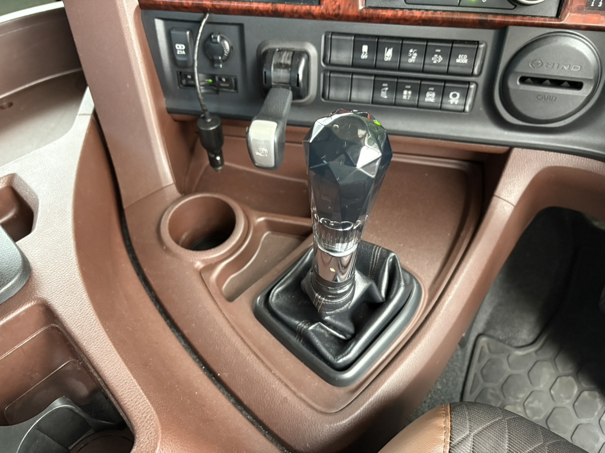 H31年式、プロフィア、ハイグレード、トラクタ、車検付き|中古トラックの販売・買取・査定のアイナビ