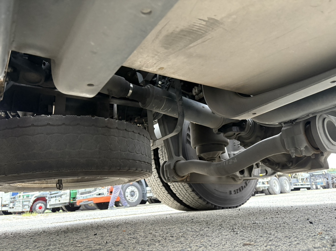 H31年式、プロフィア、ハイグレード、トラクタ、車検付き|中古トラックの販売・買取・査定のアイナビ