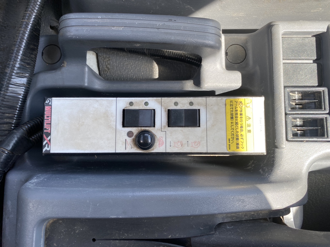 H30年式、フォワード、マルチリフト、ショートキャブ車、車検付|中古トラックの販売・買取・査定のアイナビ