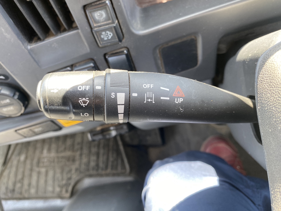 H30年式、フォワード、マルチリフト、ショートキャブ車、車検付|中古トラックの販売・買取・査定のアイナビ