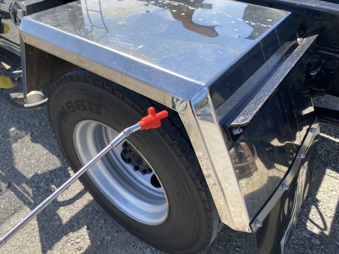 H30年式、フォワード、マルチリフト、ショートキャブ車、車検付|中古トラックの販売・買取・査定のアイナビ