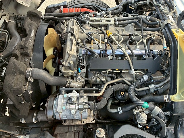 東プレR404A標準幅左サイド扉デュオニックAT2t積載2t5t|中古トラックの販売・買取・査定のアイナビ