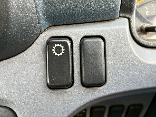 東プレR404A標準幅左サイド扉デュオニックAT2t積載2t5t|中古トラックの販売・買取・査定のアイナビ