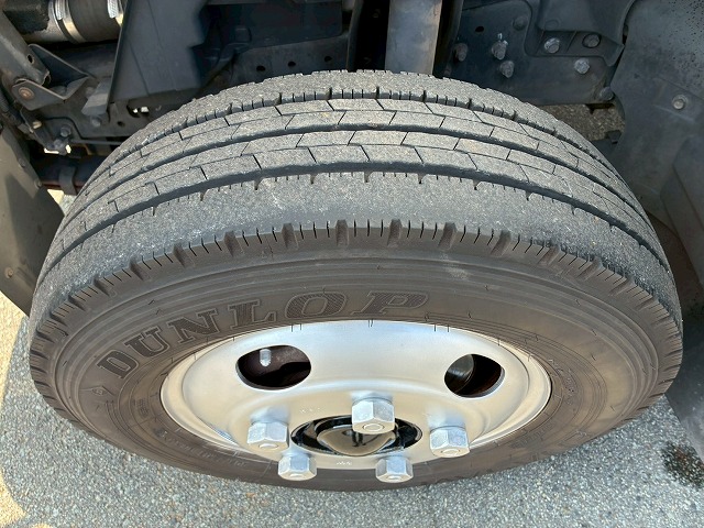 東プレR404A標準幅左サイド扉デュオニックAT2t積載2t5t|中古トラックの販売・買取・査定のアイナビ