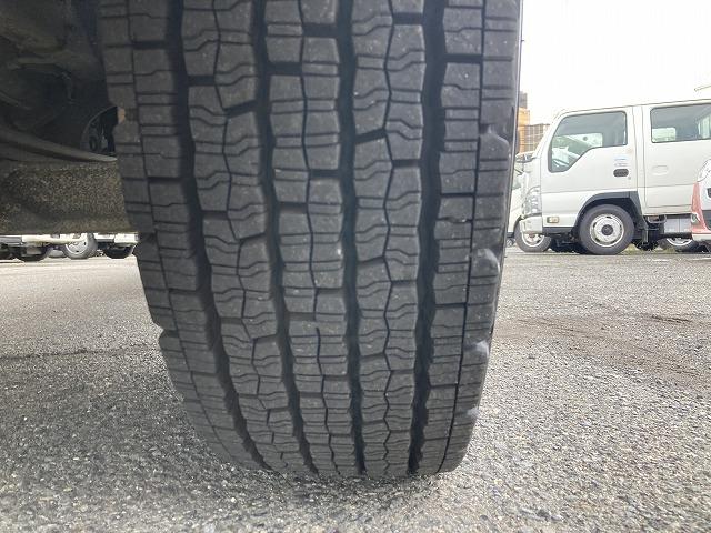 日野 平ボディ|中古トラックの販売・買取・査定のアイナビ