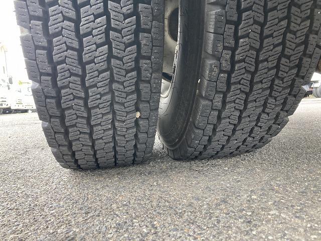 日野 平ボディ|中古トラックの販売・買取・査定のアイナビ