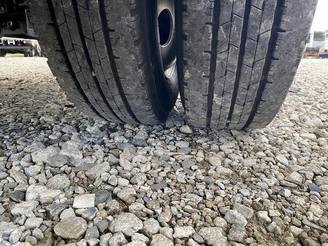 日野 平ボディ デュトロ|中古トラックの販売・買取・査定のアイナビ