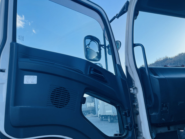 いすゞギガダンプ|中古トラックの販売・買取・査定のアイナビ