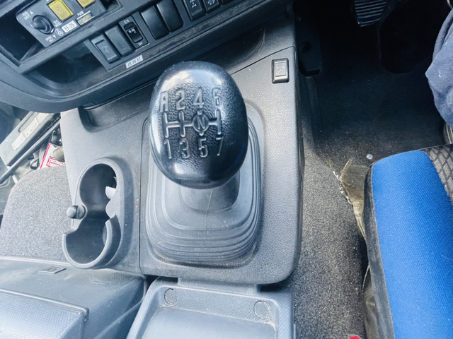 いすゞギガダンプ|中古トラックの販売・買取・査定のアイナビ