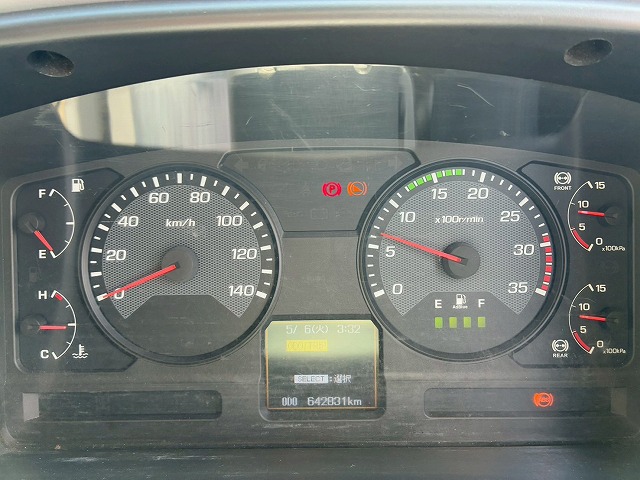 フルキャブ6200フルワイド後輪エアサスパブコ6速MT|中古トラックの販売・買取・査定のアイナビ