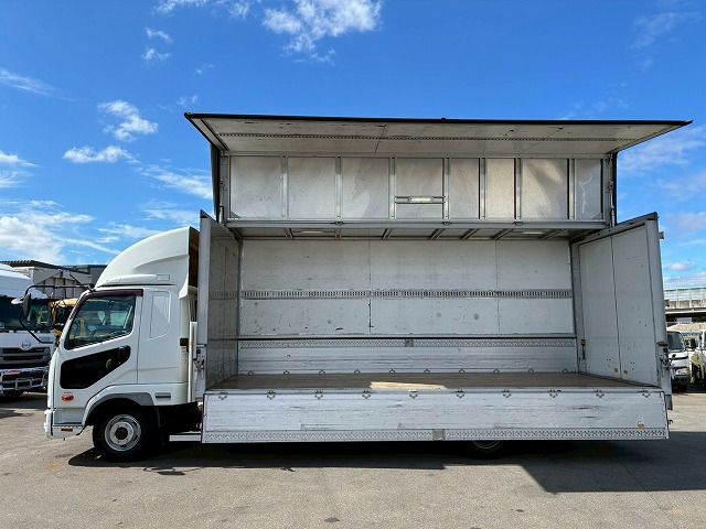 フルキャブ6200フルワイド後輪エアサスパブコ6速MT|中古トラックの販売・買取・査定のアイナビ