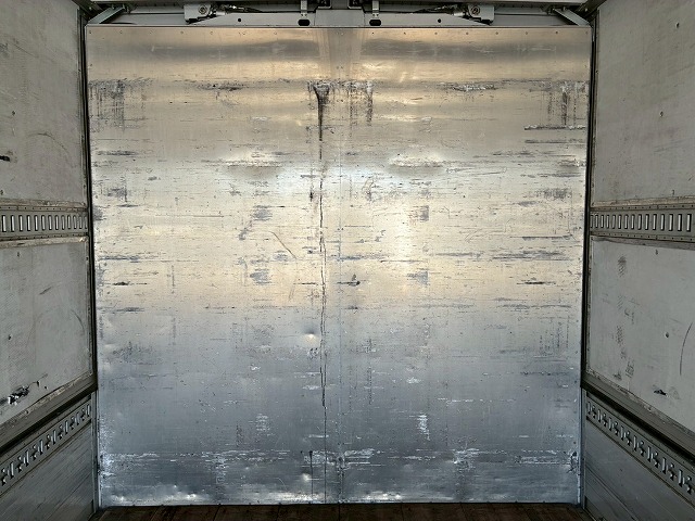 フルキャブ6200フルワイド後輪エアサスパブコ6速MT|中古トラックの販売・買取・査定のアイナビ