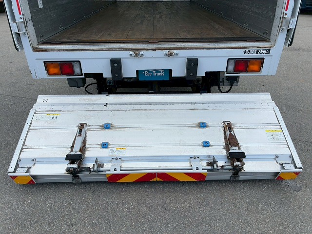 フルキャブ6200フルワイド後輪エアサスパブコ6速MT|中古トラックの販売・買取・査定のアイナビ