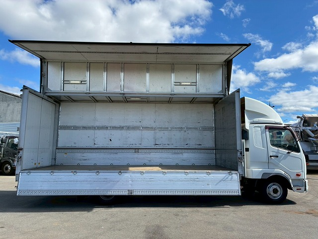 フルキャブ6200フルワイド後輪エアサスパブコ6速MT|中古トラックの販売・買取・査定のアイナビ