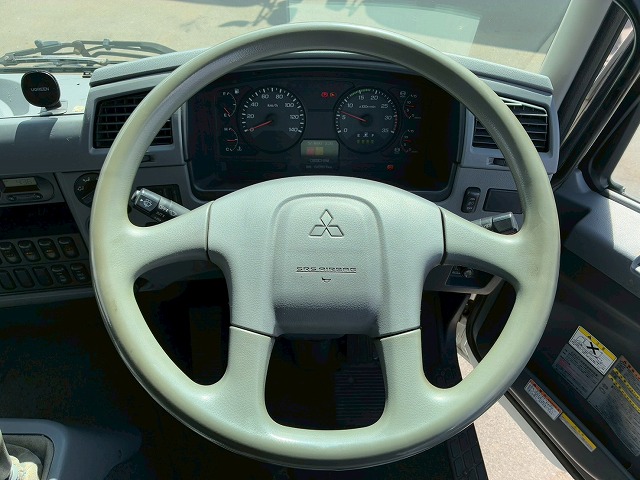 フルキャブ6200フルワイド後輪エアサスパブコ6速MT|中古トラックの販売・買取・査定のアイナビ