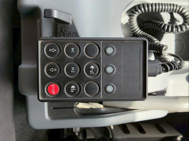 フルキャブ6200フルワイド後輪エアサスパブコ6速MT|中古トラックの販売・買取・査定のアイナビ