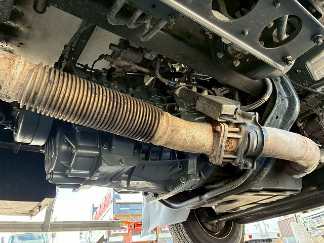 フルキャブ6200フルワイド後輪エアサスパブコ6速MT|中古トラックの販売・買取・査定のアイナビ