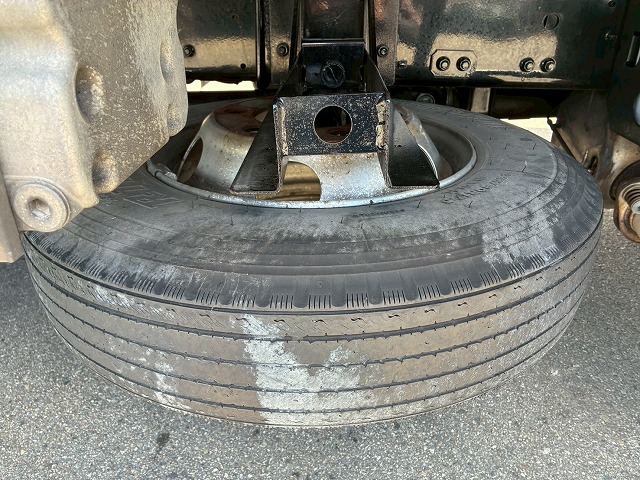 フルキャブ6200フルワイド後輪エアサスパブコ6速MT|中古トラックの販売・買取・査定のアイナビ